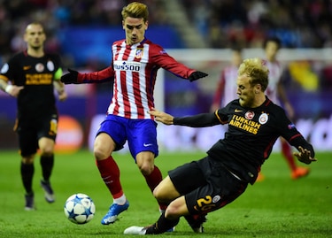 Atlético clasifica a octavos con un triunfo de 2-0 ante Galatasaray