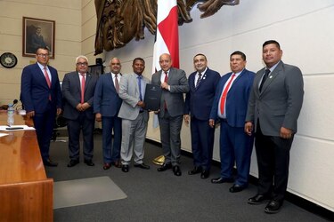Cambios a la ley de medicamentos son  aprobados en tercer debate 