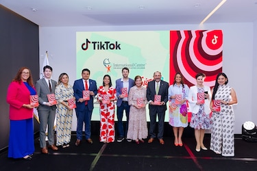 TikTok presenta en Panamá una guía para padres con controles de seguridad para adolescentes