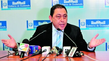 Formulan nuevos cargos de corrupción contra exministro