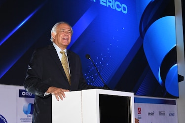 Óscar Naranjo: ‘La banca está amenazada por el crimen organizado’