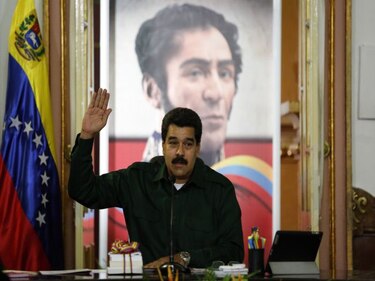 Venezolano Maduro sostiene inusual reunión con opositores