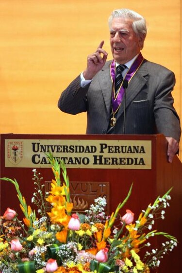 Mario Vargas Llosa defiende el misterio del erotismo