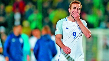 Inglaterra y Bélgica trazan su camino