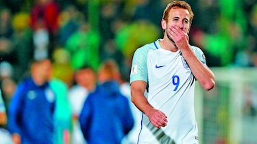 Inglaterra y Bélgica trazan su camino
