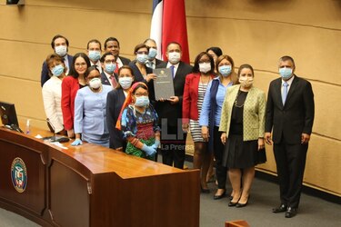 Asamblea aprueba proyecto que dicta una moratoria en los préstamos