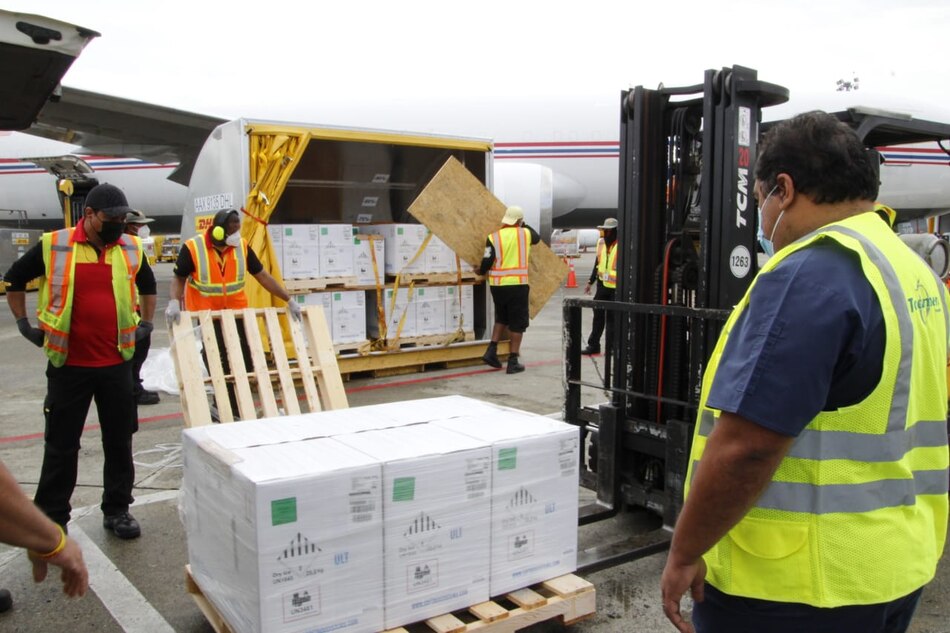 Con la llegada de un nuevo embarque, Panamá suma en agosto 1.1 millones de dosis recibidas de Pfizer