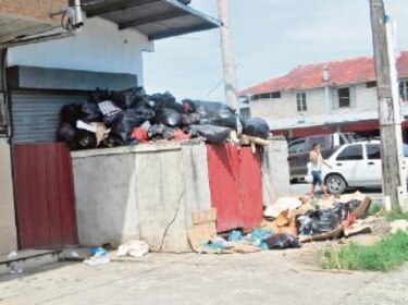 Mal servicio de recolección de la basura en Almirante