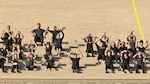 Oradores, danza y tambores