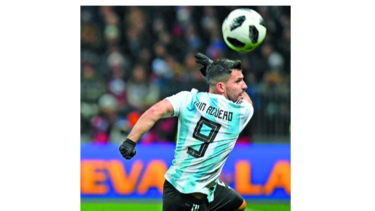 Argentina gana a Rusia con talento de Messi