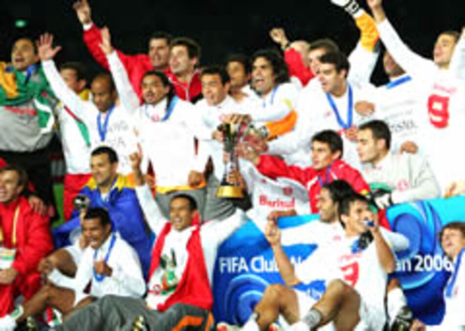 Inter derrota a Barcelona