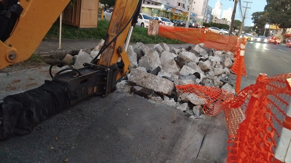 MOP cierra parcialmente la vía España por trabajos de reposición de losas