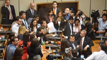 Senado paraguayo en crisis por posible reelección presidencial