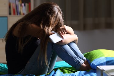 ‘Niños huérfanos de padres vivos’, otra cara del bullying