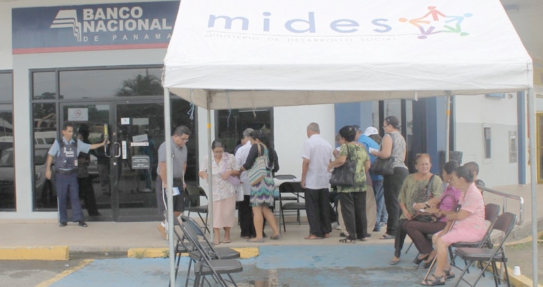 Presupuesto de 2026: la batalla del Mides por sostener los programas de transferencias monetarias