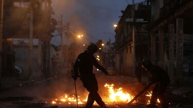 Violencia y vandalismo en primer día de huelga