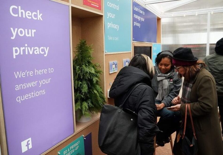 Ante las críticas, Facebook abre una tienda efímera en Nueva York