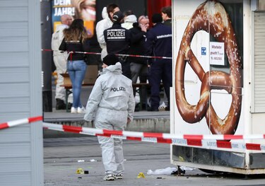 Suben a dos los muertos por el atropello masivo de Mannheim, Alemania