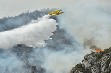 Francia lidia con una ola de calor temprana y España con incendios forestales
