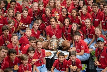Roger Federer desiste a última hora de jugar en el Rolex París Masters
