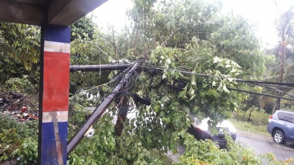 Sinaproc evalúa daños tras fuerte aguacero en la zona de Portobelo