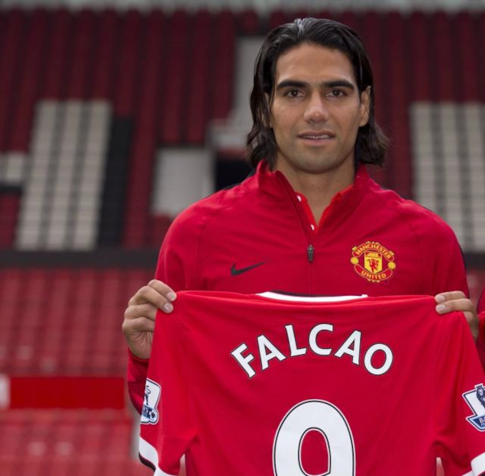 Manchester United confirma nueva lesión de Radamel Falcao