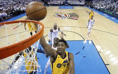 Mitchell y el Jazz vencen al Thunder y empatan la serie