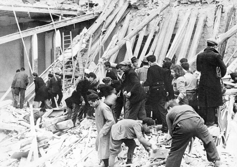 Cómo es Castel Gandolfo, el palacio de verano de los papas que es más grande que el Vaticano y que León XIV ha vuelto a usar para vacacionar