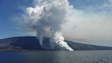 Erupciona el volcán La Cumbre en una isla deshabitada de Galápagos