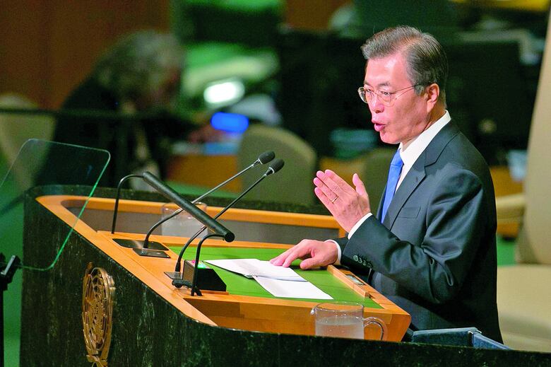 Moon y Lavrov piden bajar la confrontación