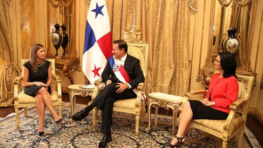 Embajadores de Italia, Israel, Países Bajos, Perú y Canadá presentan credenciales ante Varela