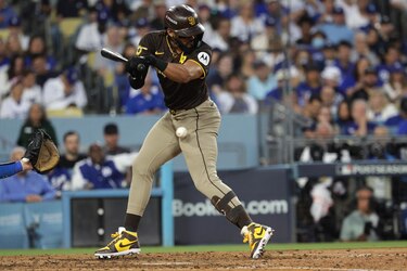 Fernando Tatis convierte el Dodger Stadium en su jardín para que San Diego iguale la serie
