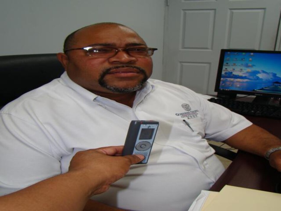 Habilitan línea de buses para Nuevo Arco Iris y La Victoria en Colón