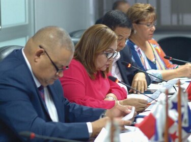 Comisión de Presupuesto traslada $43.8 millones en un día