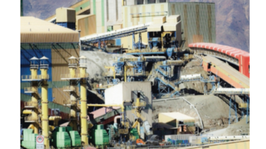 Guerra comercial impacta precios bajos del cobre
