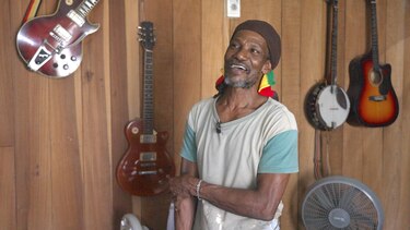 Puerto Viejo, el enclave bilingüe de Costa Rica que ha atraído a migrantes afrocaribeños y ahora recibe a cientos de estadounidenses