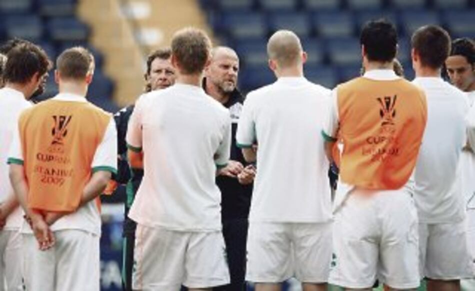 Hoy definen Copa UEFA