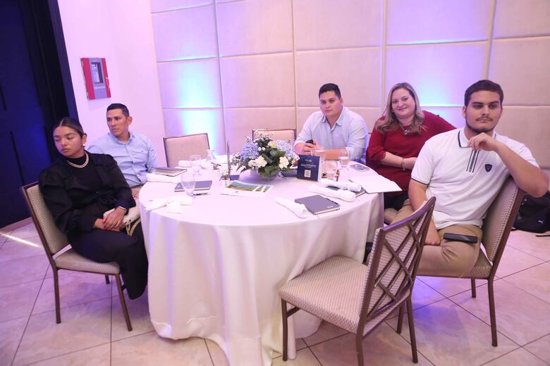 Empresas familiares: Claves para una transición de liderazgo exitosa