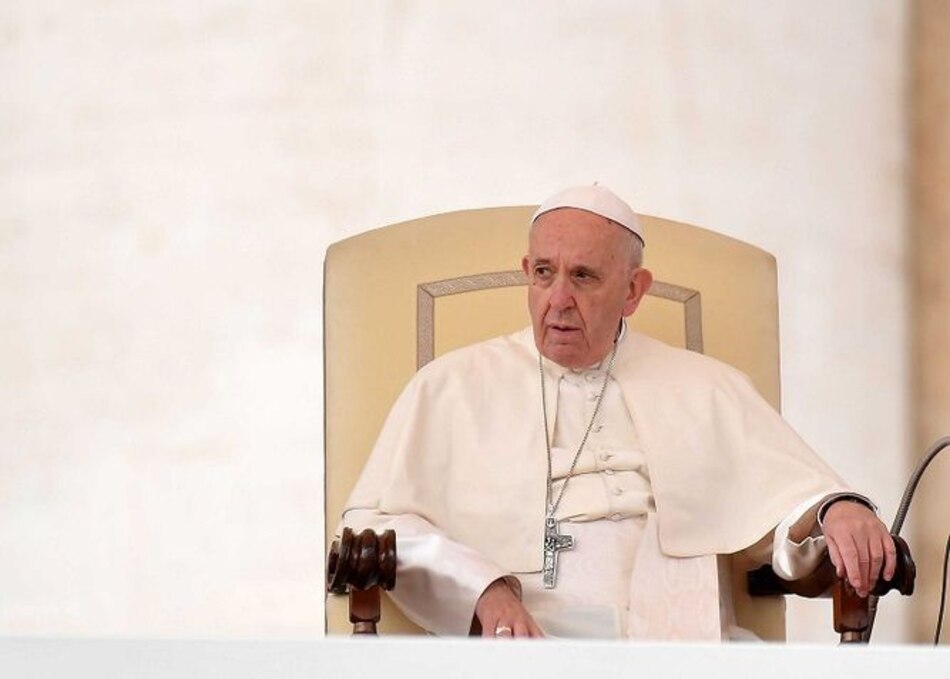 Papa Francisco escribe a obispos chilenos tras informe de abusos