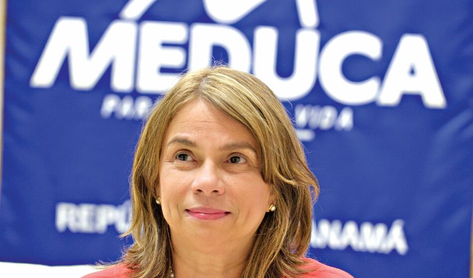 Meduca: de compra directa a licitación, y ganan los mismos