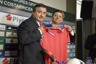 Óscar Ramírez, nuevo técnico de la selección de fútbol de Costa Rica