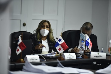 CSS impone multa de $25 mil a Cambio Democrático por morosidad de $422 mil 