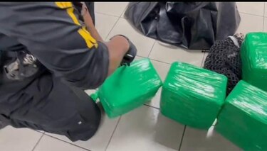 Decomisan drogas, armas, dinero en efectivo y unas 200 personas son aprehendidas en operativos de la Policía
