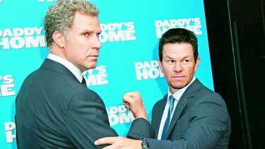 Ferrel y Wahlberg compiten por ser el mejor papá