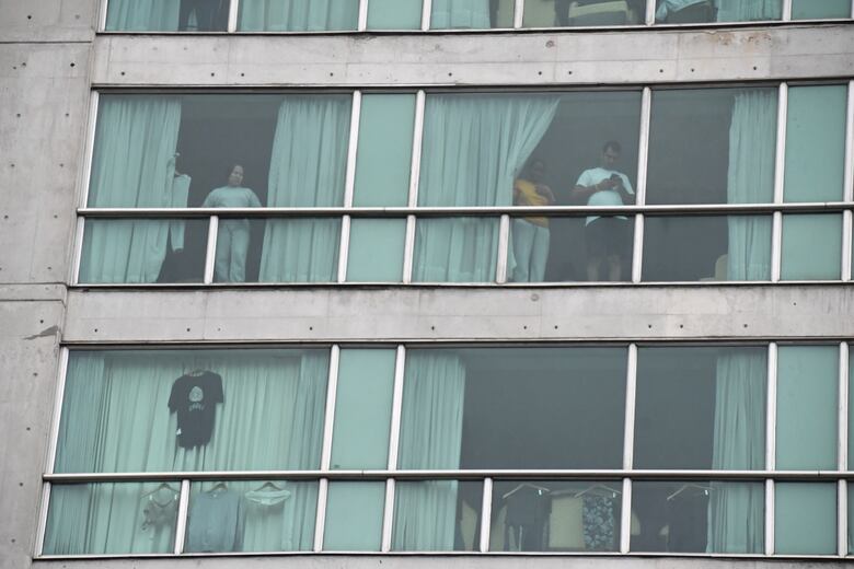 Imágenes desde Panamá: el nuevo eslabón en la maquinaria de deportación de Trump