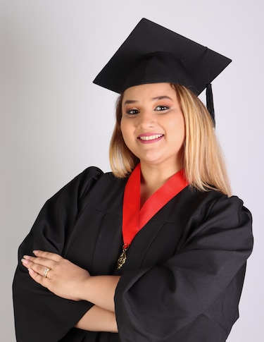 La Universidad de Panamá presenta a los graduados de su Facultad de Derecho y Ciencias Políticas