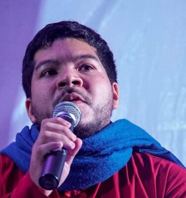 El poeta panameño Javier Alvarado será galardonado en España