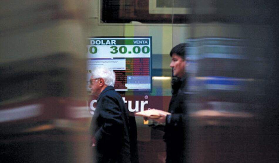 Argentina asume nuevas medidas de ajuste fiscal