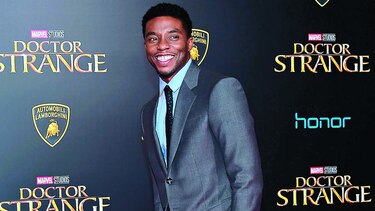 Chadwick Boseman y su lado famoso
