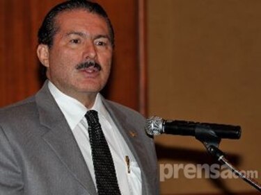 Henríquez defiende minería responsable en Panamá